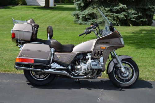 1984 honda gold wing