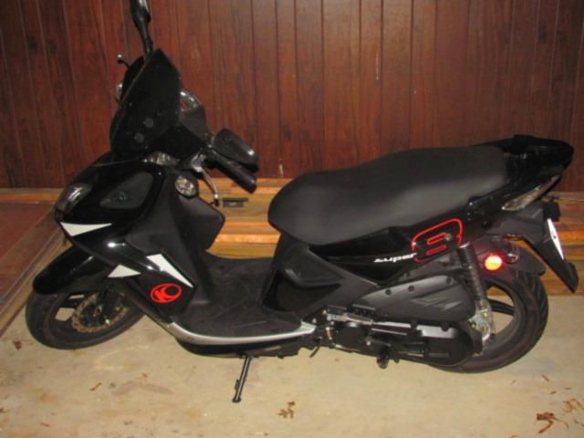 2013 Kymco Super 8 150 Scooter 