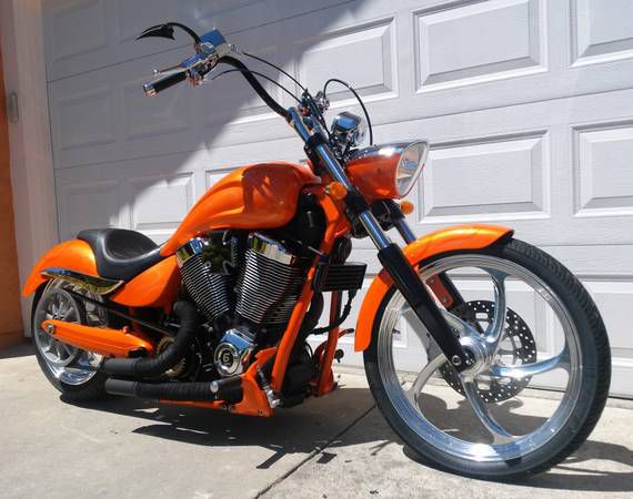 2007 Custom Victory Jackpot (One Owner/Garage Kept)