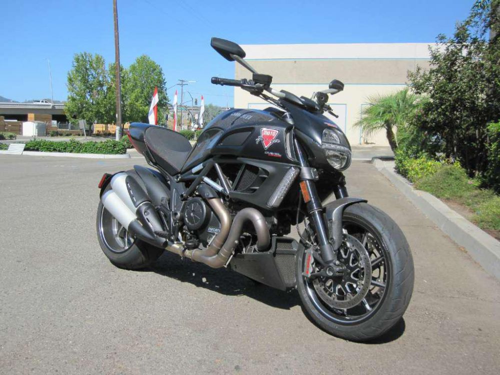 2012 Ducati Diavel Carbon Standard 