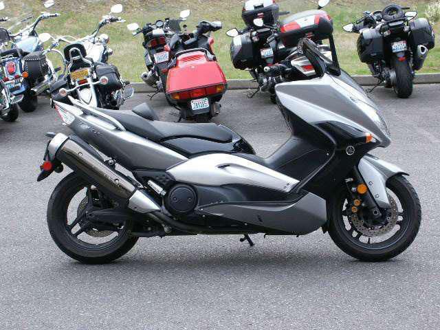 2010 Yamaha TMAX Touring 