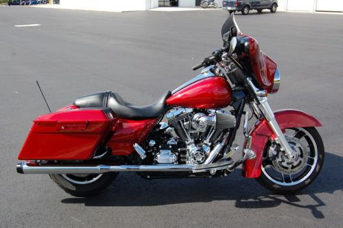 2012 Harley-Davidson FLHX - Street Glide