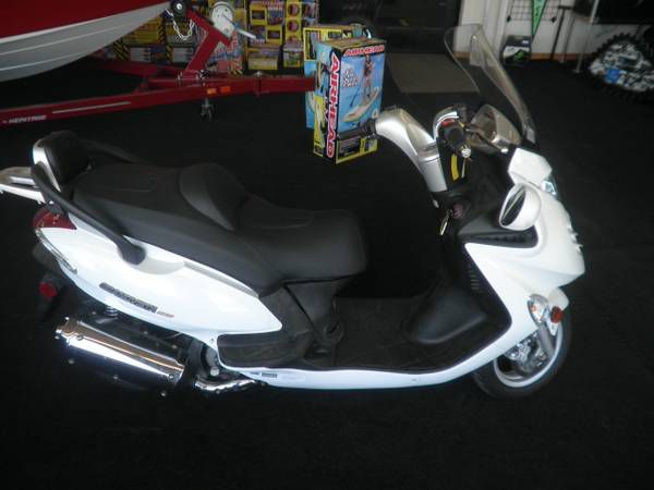 2009 kymco grand vista 250 scooter