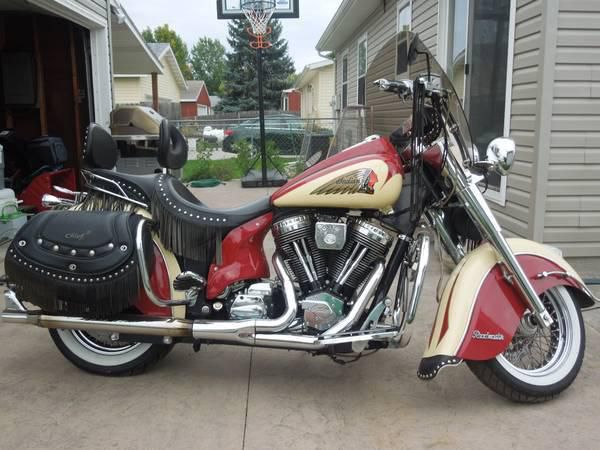 2002 indian chief roadmaster - new engine - extras