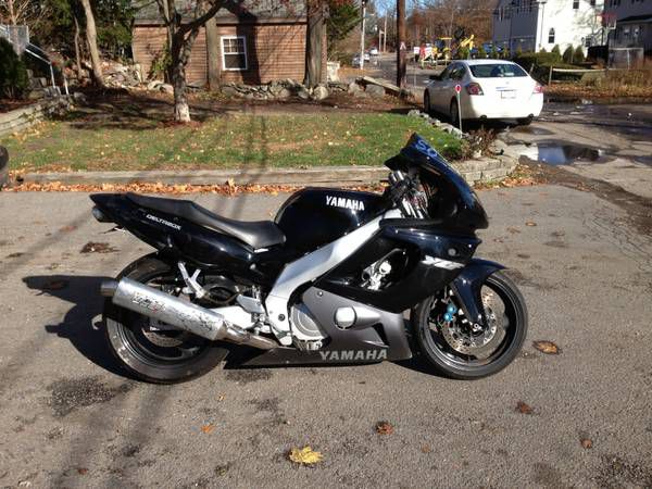 2003 yamaha yzf 600 perfect starter bike