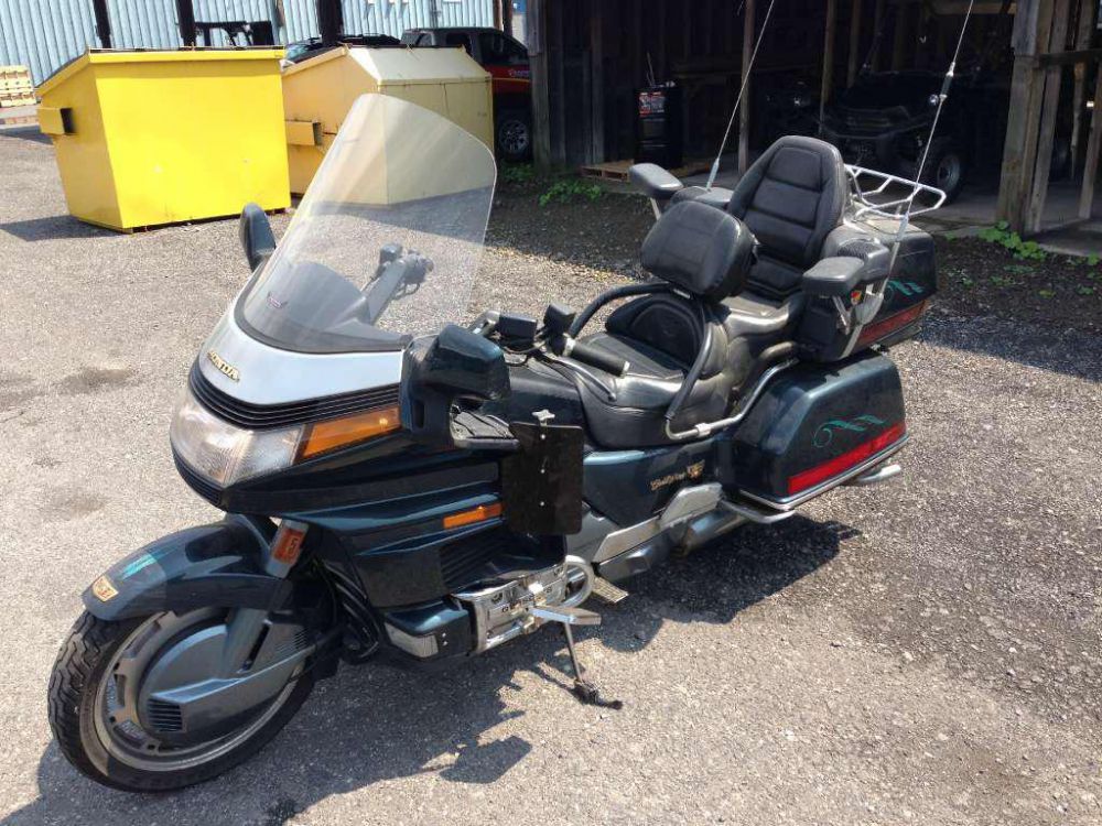 1989 honda gl1500 goldwing  touring 