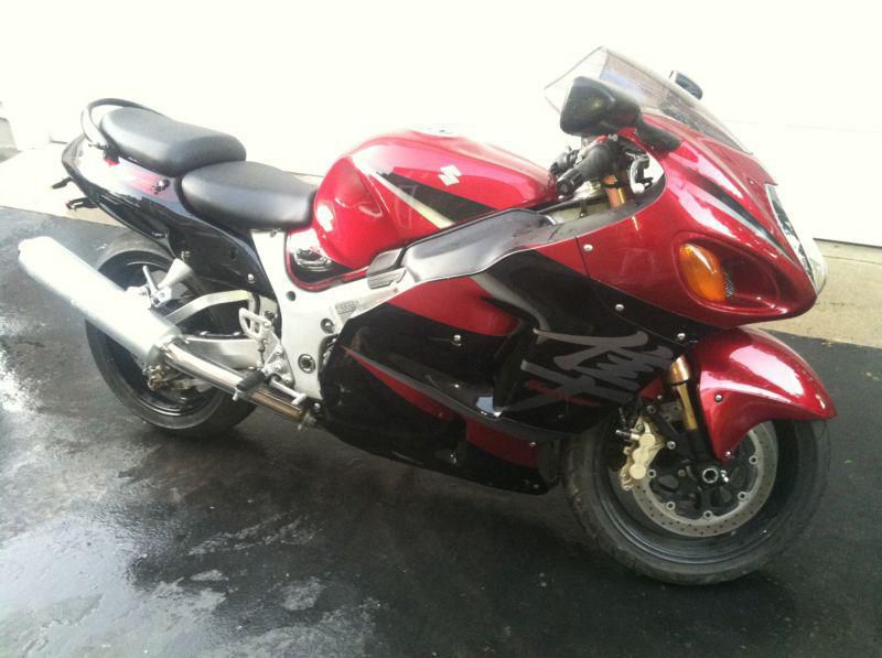 2006 Suzuki Hayabusa GSXR 1300 GSX1300R Red