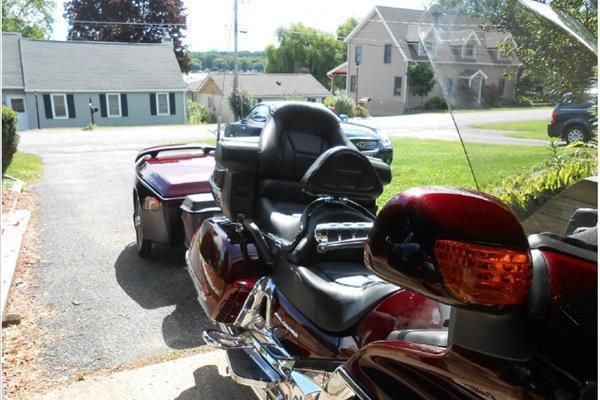 Buy 08 Audio Comfort Navigation Upgraded Tinted on 2040-motos