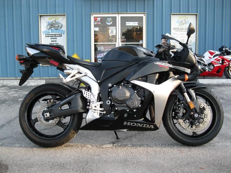 2007 honda cbr600rr  sportbike 