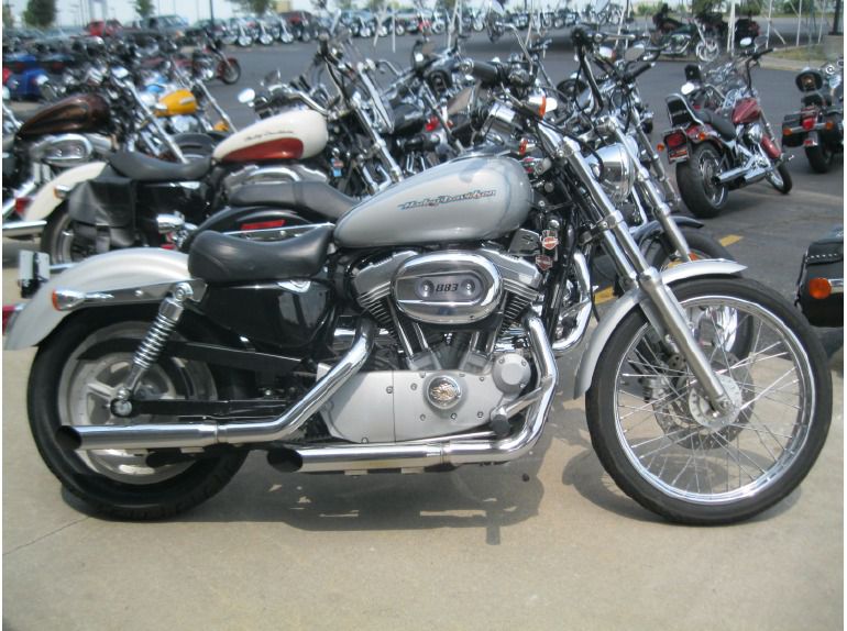 2006 Harley-Davidson 883 Custom XL883C 