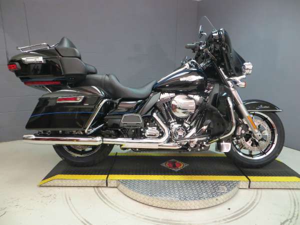 2014 harley-davidson flhtk peace officer