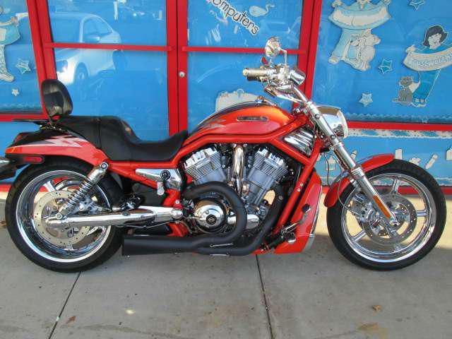 2005 Harley-Davidson VRSCSE Screamin Eagle V-Rod Cruiser 