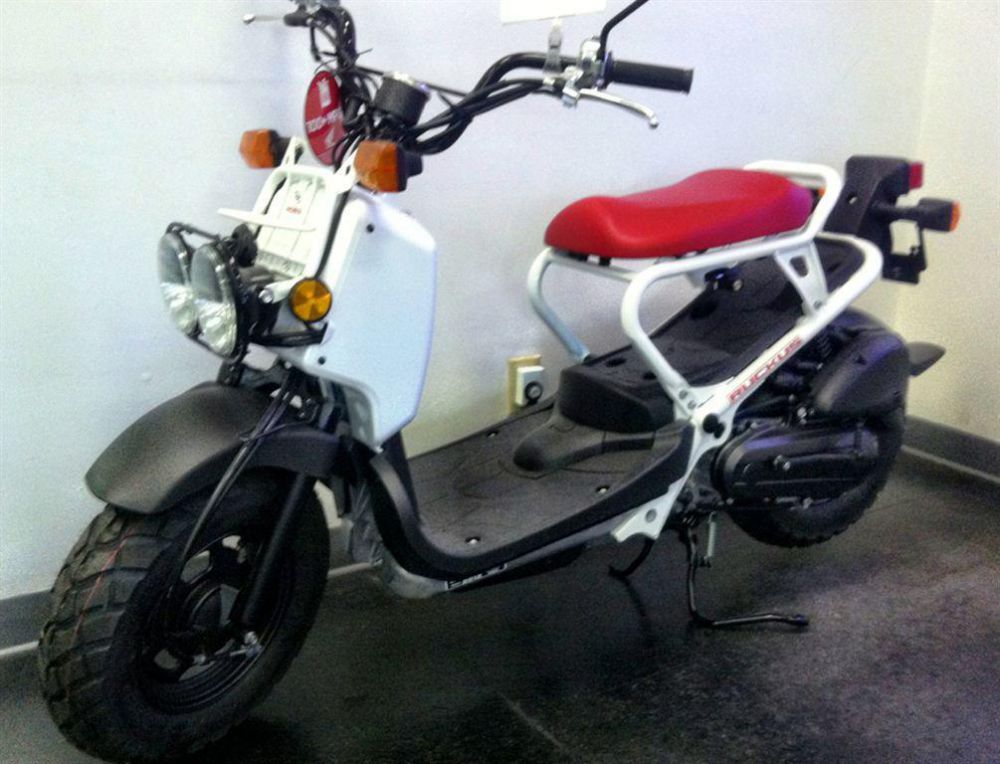 2012 honda ruckus (nps50)  scooter 