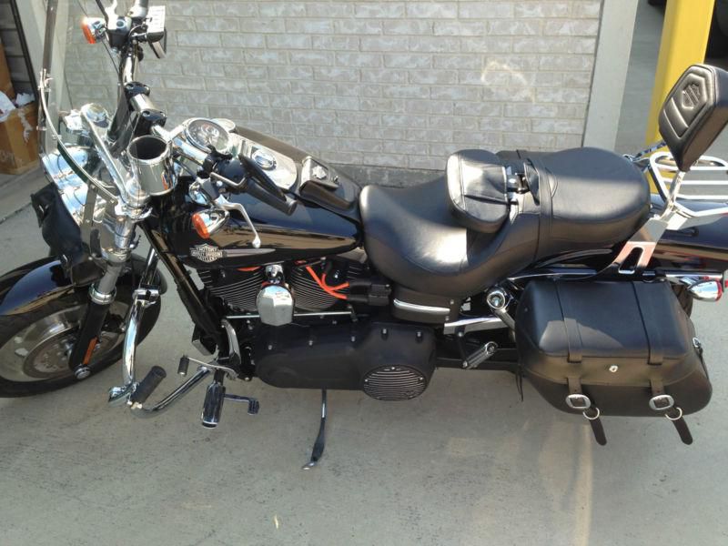 2009 Harley Dyna Vivid Black FatBob with Upgrades and original parts, US $10,000.00, image 1