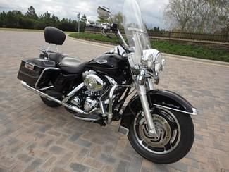 HARLEY ROADKING FLHR LOADED SUPER CLEAN WITH CRUISE CONTROL WE SHIP WORLD WIDE