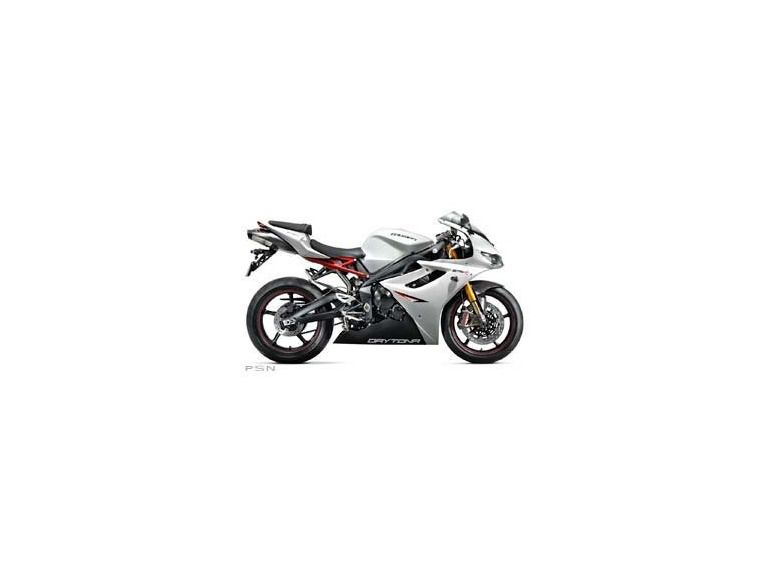 2013 Triumph Daytona 675R - Crystal White 