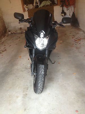 Yamaha : FZ 2012 Yamaha FZ6R Raven Edition