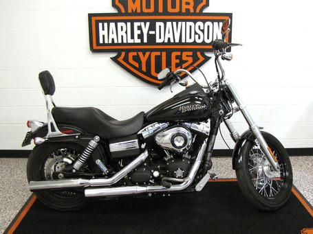 2011 Harley-Davidson Street Bob - FXDB Standard 