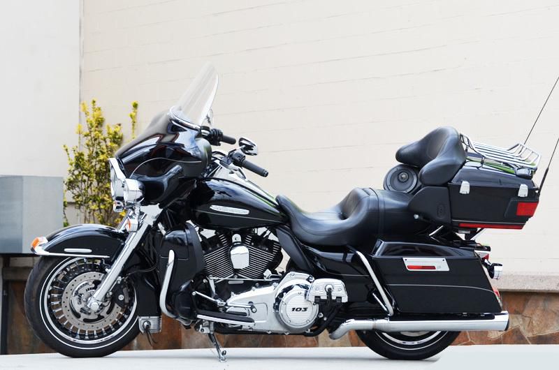 2011 Harley-Davidson FLHTK - Electra Glide Ultra Limited Touring 