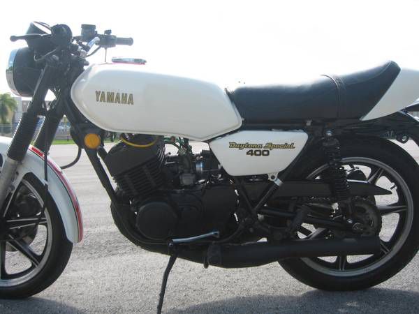 Vintage 1976 Yamaha RD400,Cafe Race.