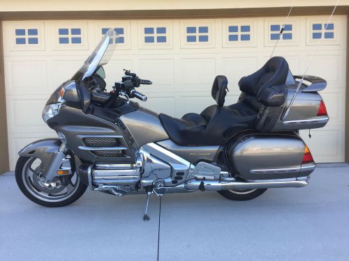 2004 honda gold wing