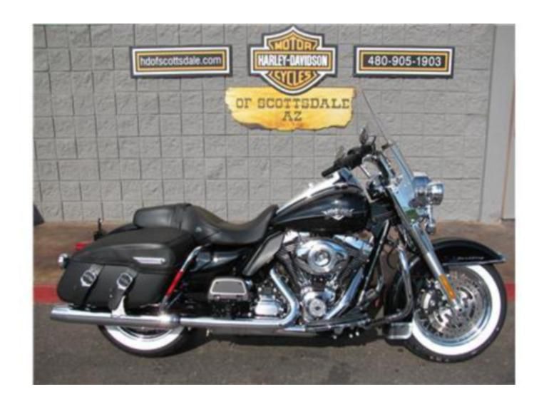 2013 Harley-Davidson FLHRC Touring 