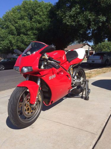 2000 ducati superbike