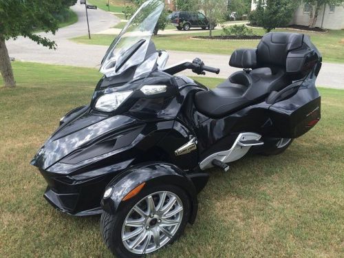 2014 Can-Am Spyder RT SE-6