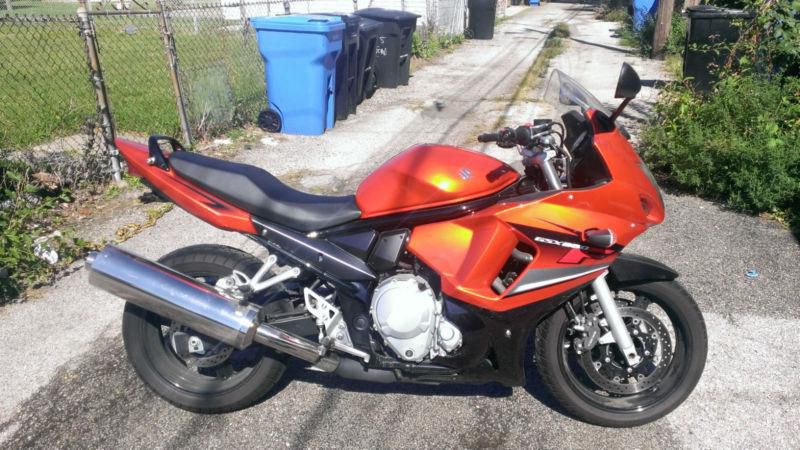 In perfect condition and barely used 2009 suzuki gsx650 with only 2700 miles!!!!