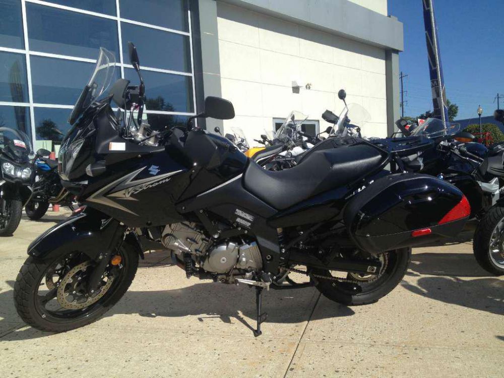 2011 suzuki v-strom 650 abs  standard 