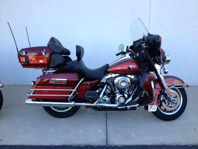 2008 harley-davidson flhtcu ultra classic electra glide  touring 