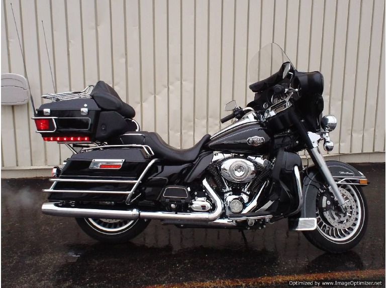 2009 Harley-Davidson FLHTCU Electra Glide Ultra Classic 