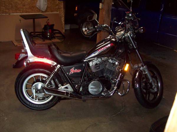 1984 honda shadow 750 14.000 miles