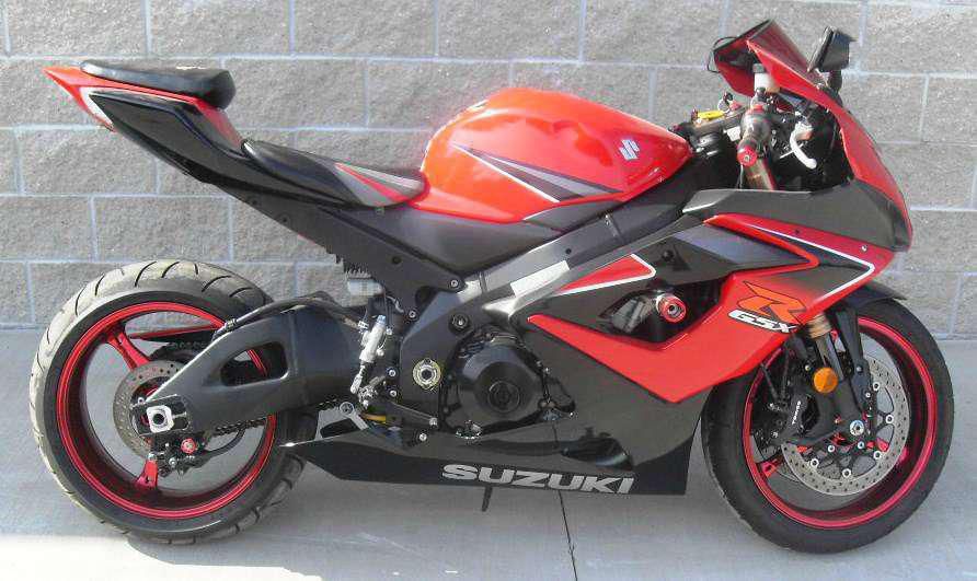 2006 suzuki gsx-r1000  sportbike 