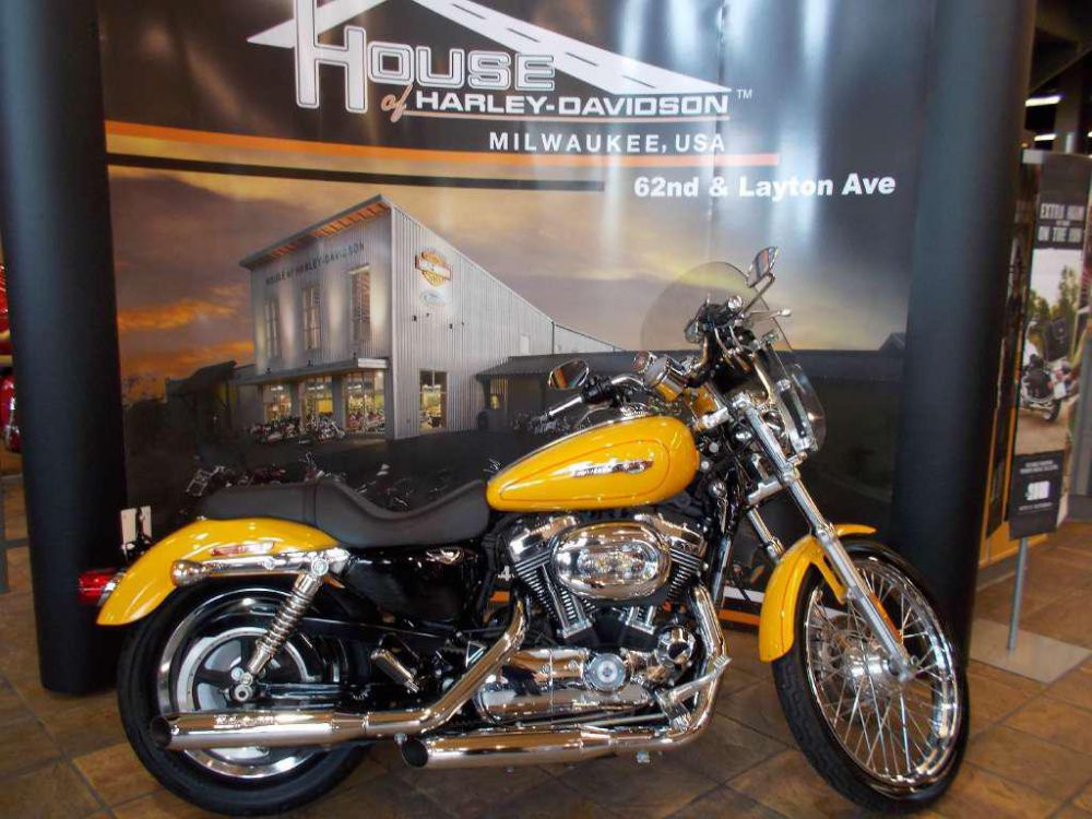 2008 Harley-Davidson XL 1200C Sportster 1200 Custom Cruiser 