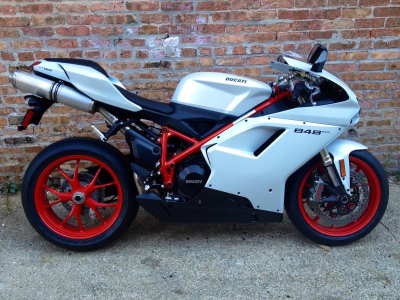 2013 Ducati Superbike 848 Evo Sportbike 