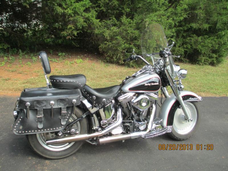 RARE FIND; 1989 Harley Davidson HERITAGE SOFTAIL in great condition 16K miles!