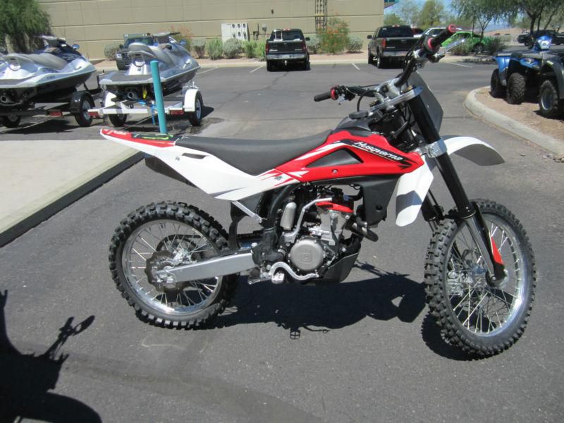 NEW 2012 HUSQVARNA TC 250 OFF ROAD MOTORCYCLE DEMO MODEL WAS $6999 NOW $1.00 NR!