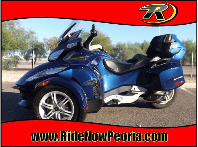 2010 Can-Am Spyder Roadster RT Audio And Convenience 