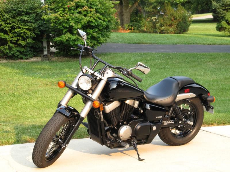 2011 honda shadow phantom - new condition!