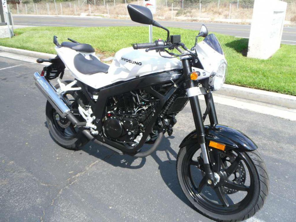 2010 hyosung gt250  sportbike 