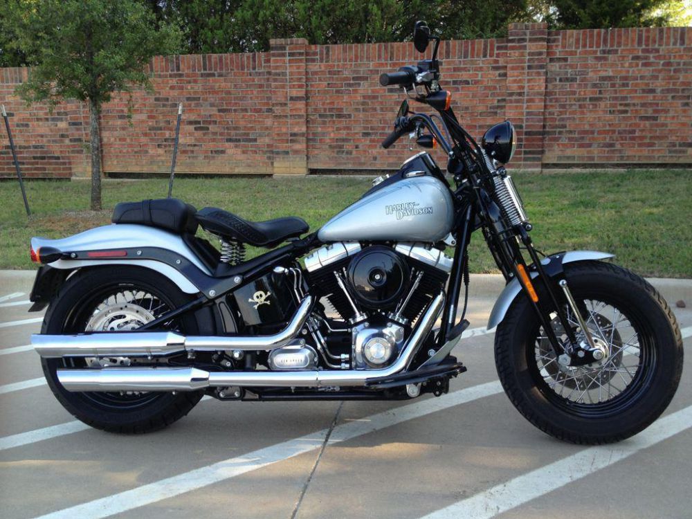 2010 Harley-Davidson FLSTSB Softail Cross Bones Cruiser 