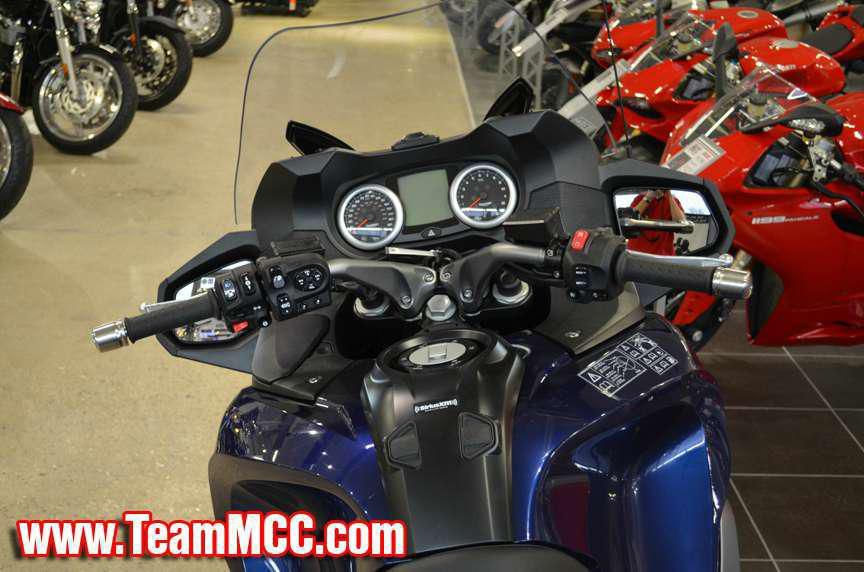 2013 Triumph Trophy SE - Pacific Blue Sport Touring , US $18,999.00, image 11