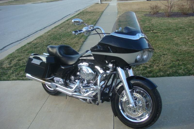 2006 Harley Davidson Road Glide Screamin Eagle Custom 110 motor!