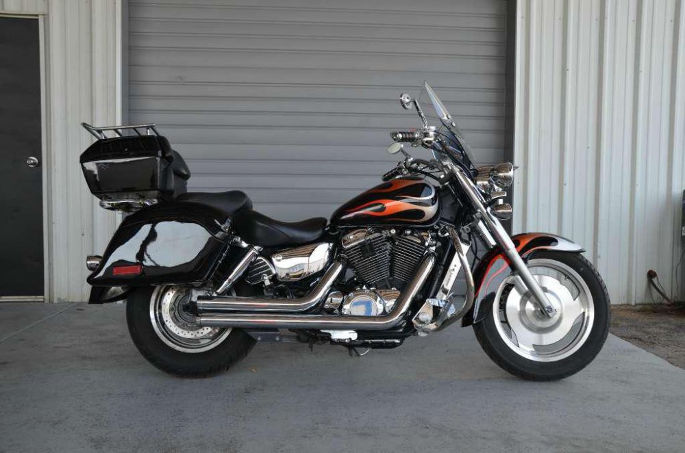 2002 honda shadow sabre  cruiser 