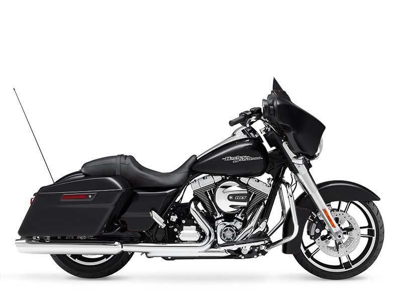 2014 Harley-Davidson FLHX Street Glide Cruiser 