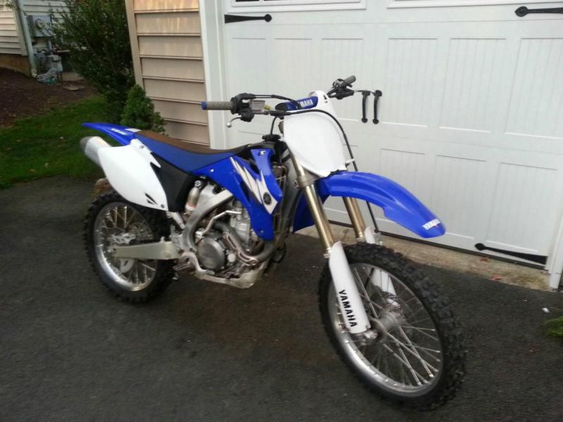 LIke New Adult Owned 2006 YZ450F