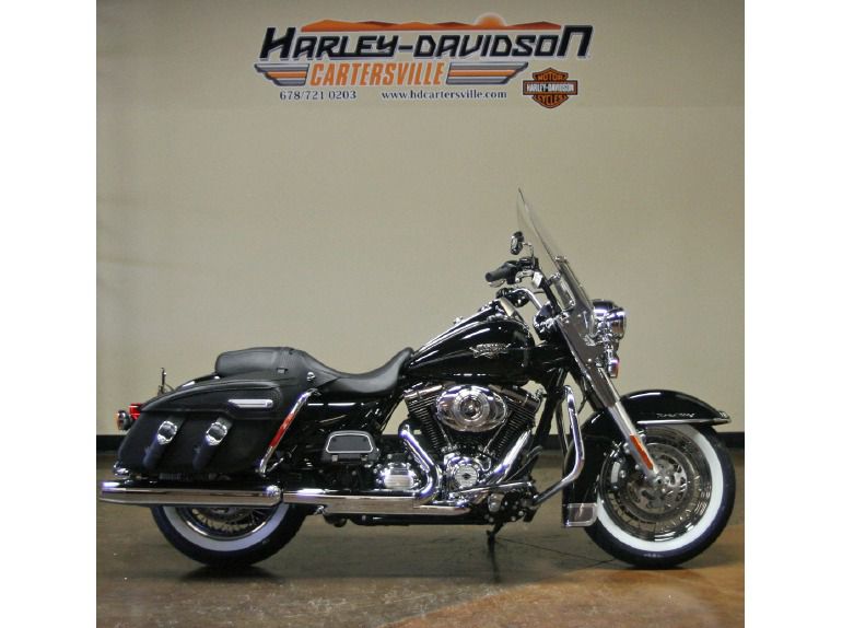 2012 Harley-Davidson FLHRC103 Road King Classic 
