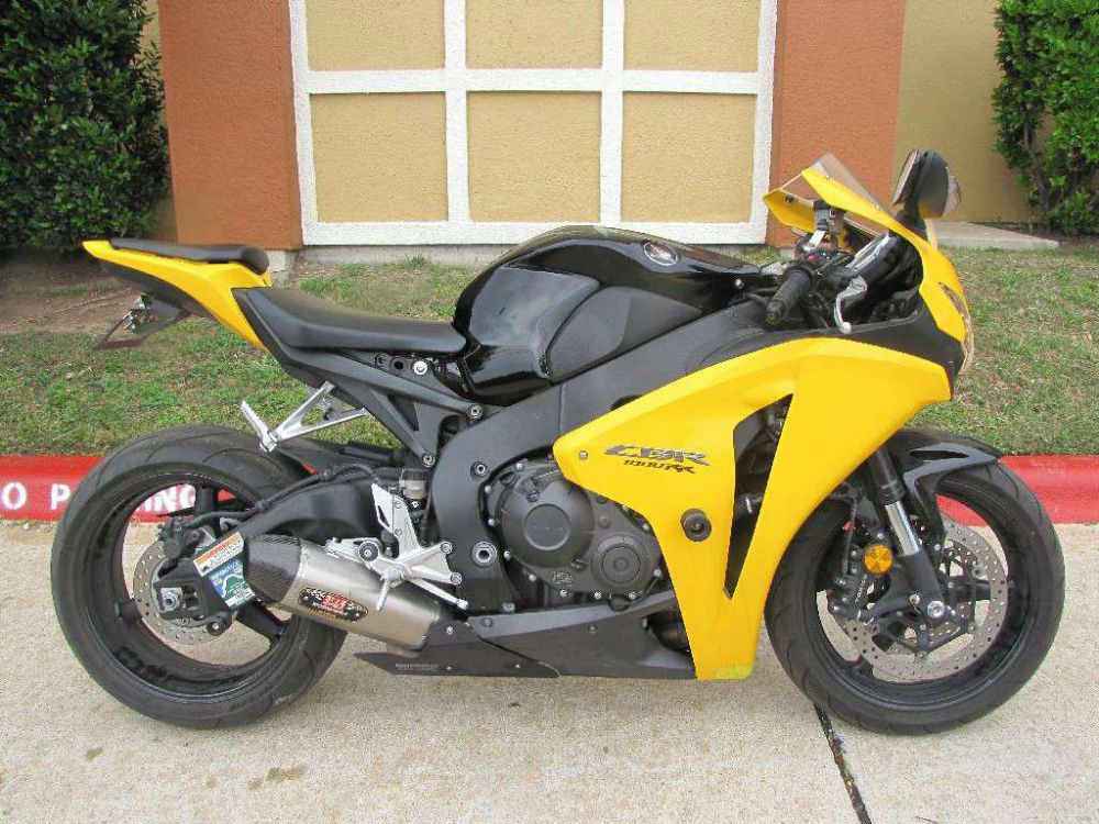 2008 Honda CBR1000RR Sportbike for sale on 2040-motos