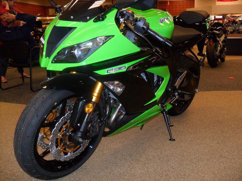 2013 Kawasaki Ninja ZX -6R Sportbike 
